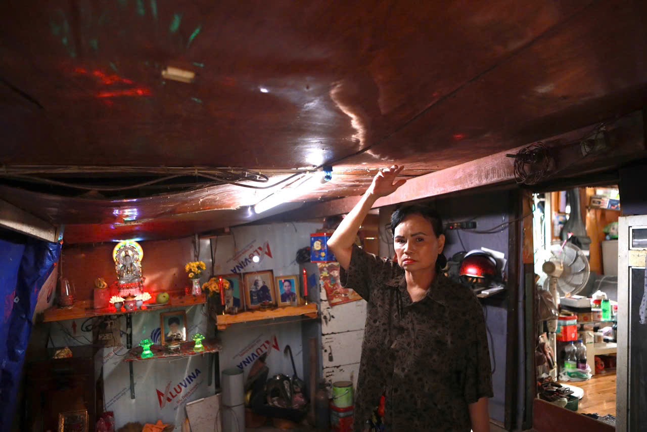 TP.HCM nhìn từ sông Sài Gòn: Những cuộc đời 'ký gửi' ven kênh- Ảnh 3.