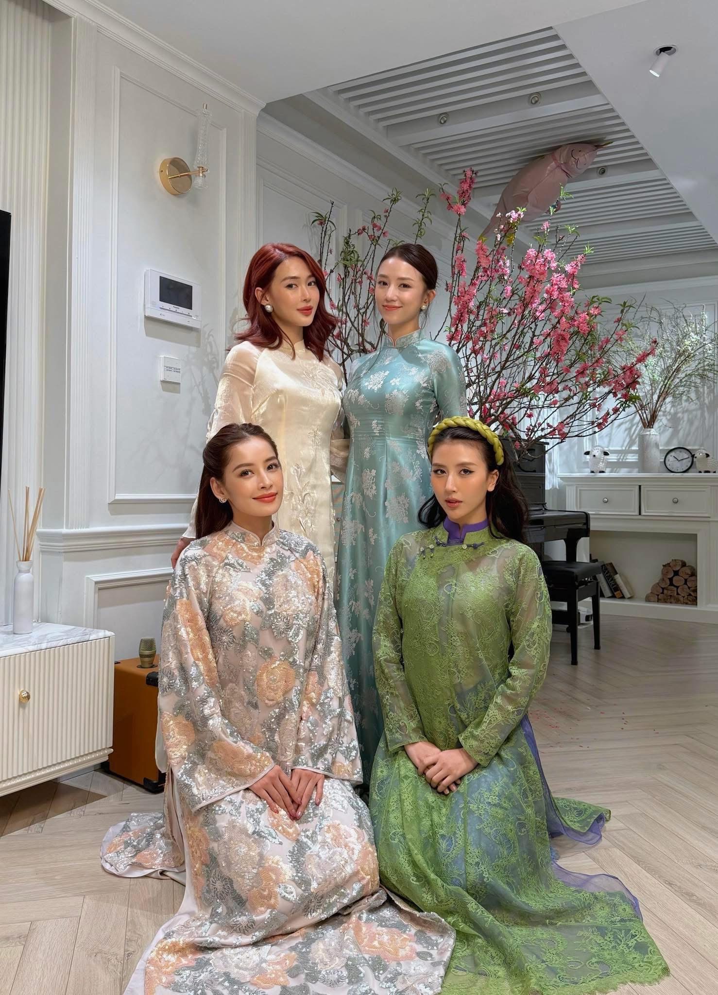 Đại mỹ nhân và dâu hào môn nức tiếng giống nhau đến lạ ngày đầu năm- Ảnh 10.