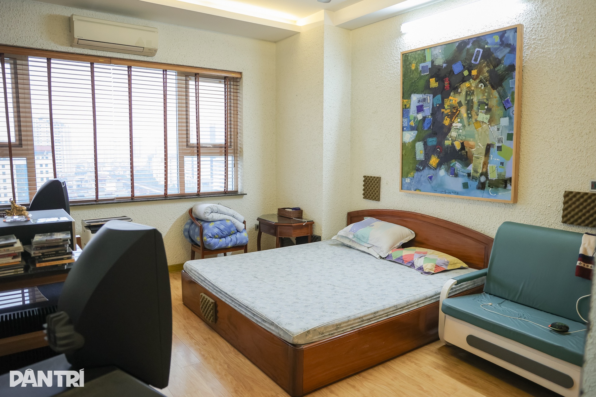 Cận cảnh căn hộ ấm cúng, rộng gần 150m2 của nghệ sĩ Quốc Tuấn - 11