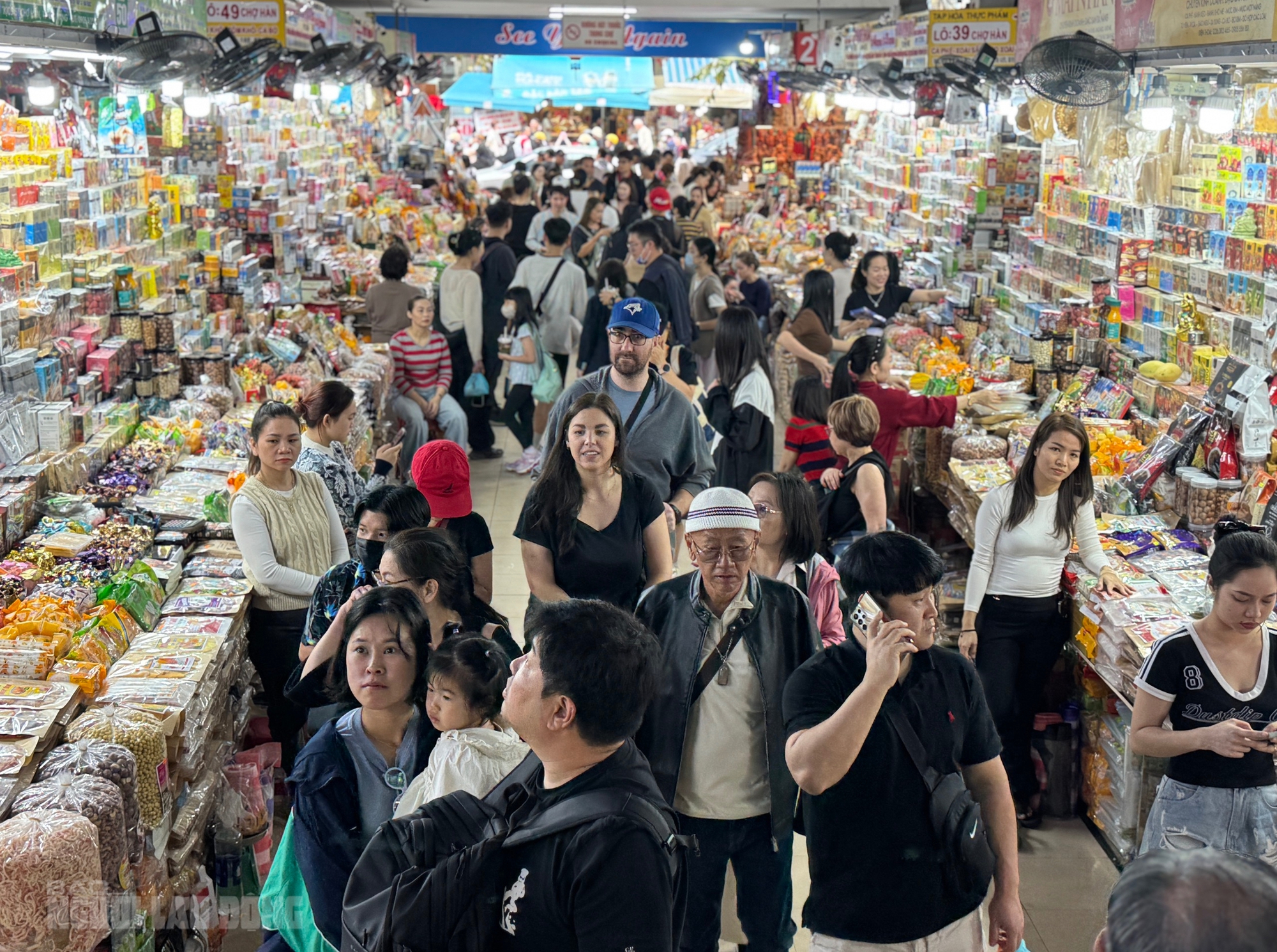 Điều đặc biệt ở ngôi chợ độc đáo nhất Việt Nam- Ảnh 6.