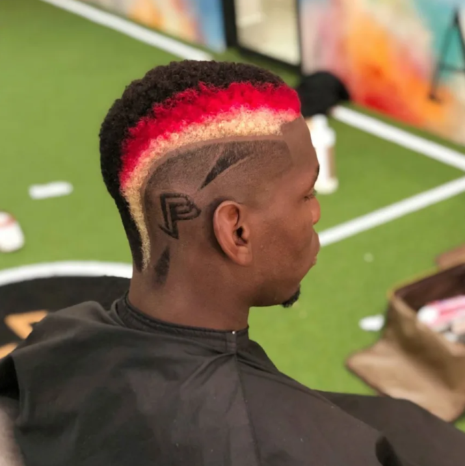 Kiểu tóc của tiền vệ Pháp Paul Pogba do Ahmed Alsanawi thực hiện năm 2019. Ảnh: Ahmed Alsanawi
