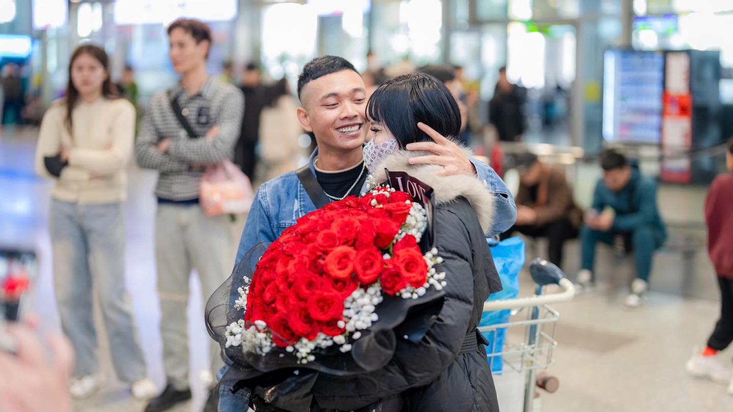 Sân bay Nội Bài lập kỷ lục đón hơn 124.000 lượt khách ngày mùng 6 Tết- Ảnh 8.