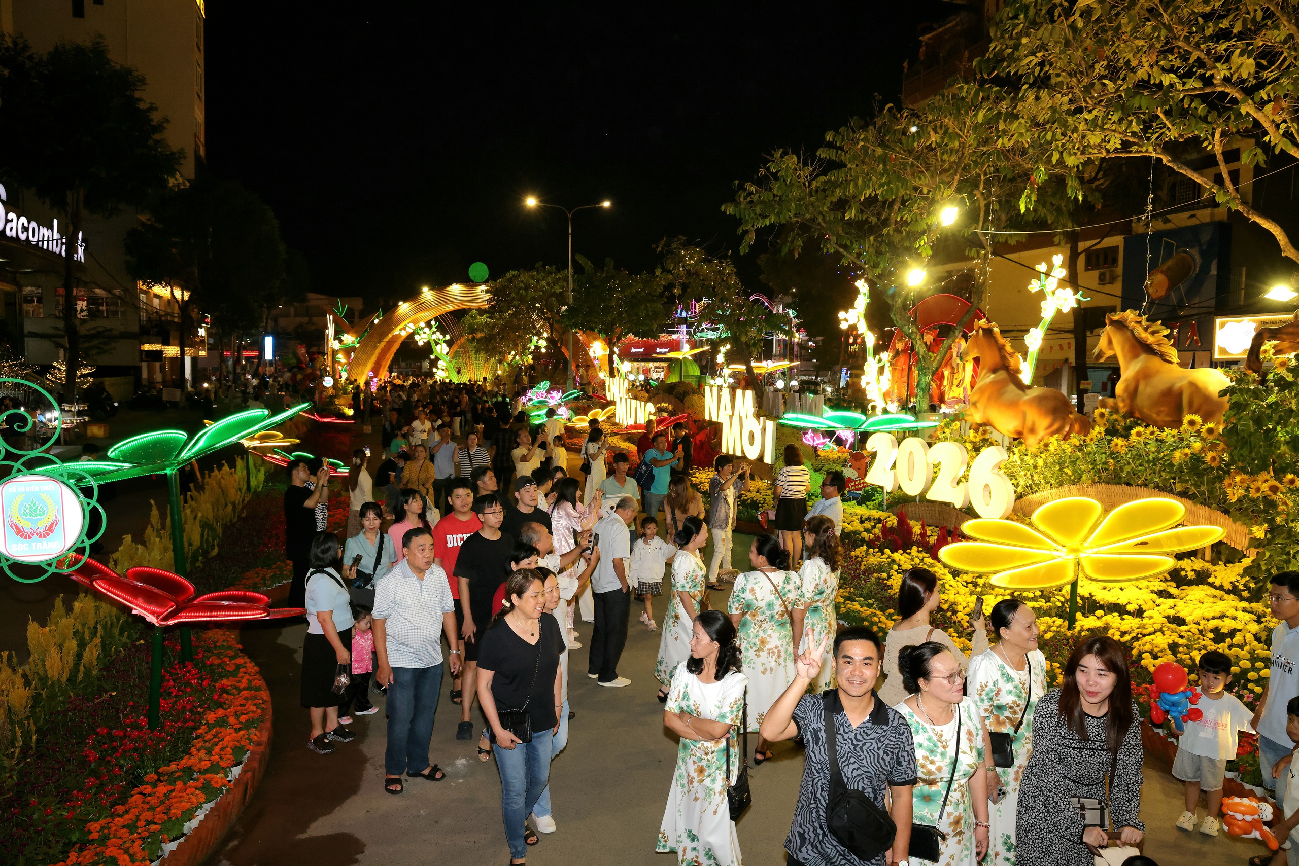 Hơn nửa triệu khách Du lịch Cần Thơ dịp Tết 2026 với doanh thu ấn tượng - Ảnh 4.