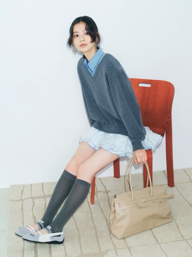 Diện tất ống chân sao cho khéo để chuẩn gu sành điệu?- Ảnh 2.
