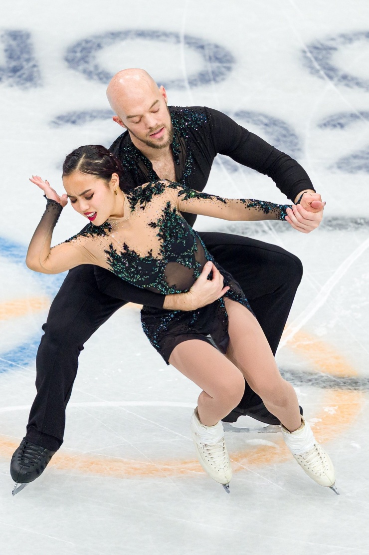 Trang phục trượt băng đẹp nhất Olympic mùa đông - 24