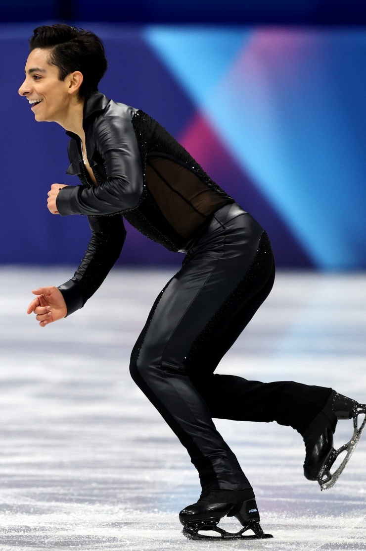 Trang phục trượt băng đẹp nhất Olympic mùa đông - 35