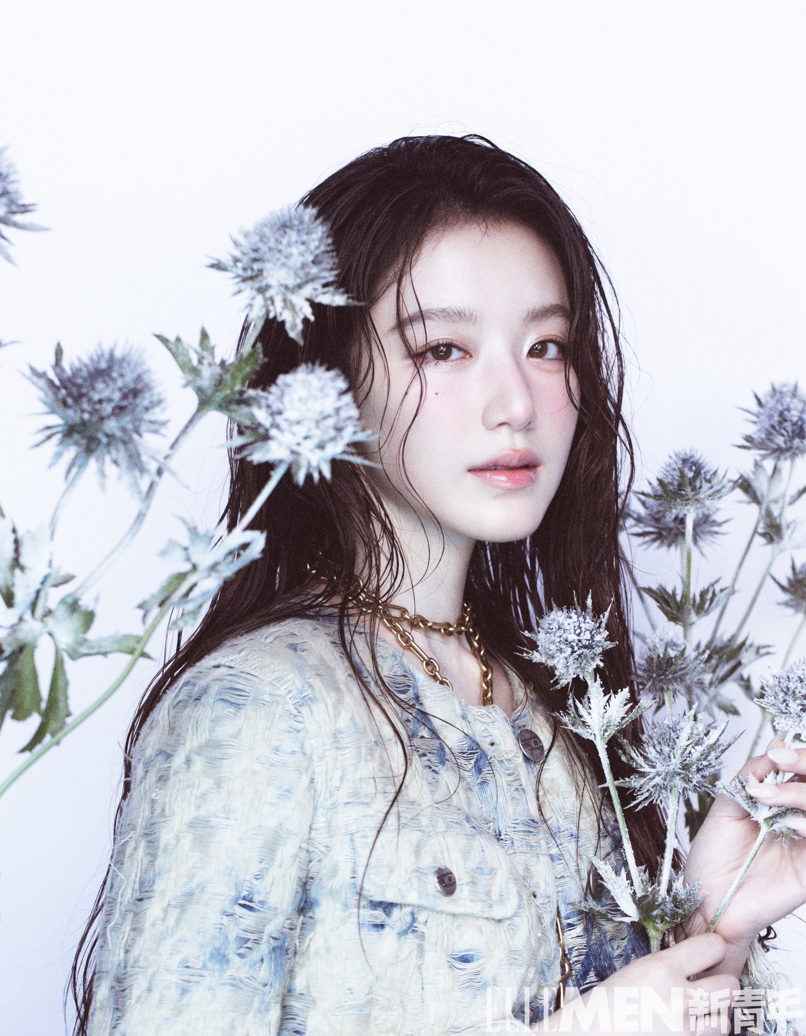 Mỹ nhân đi hát 8 năm vẫn là bình hoa di động: Bị chê live dở - nhảy chán, riêng nhan sắc là ngoại lệ không thể cãi- Ảnh 9.