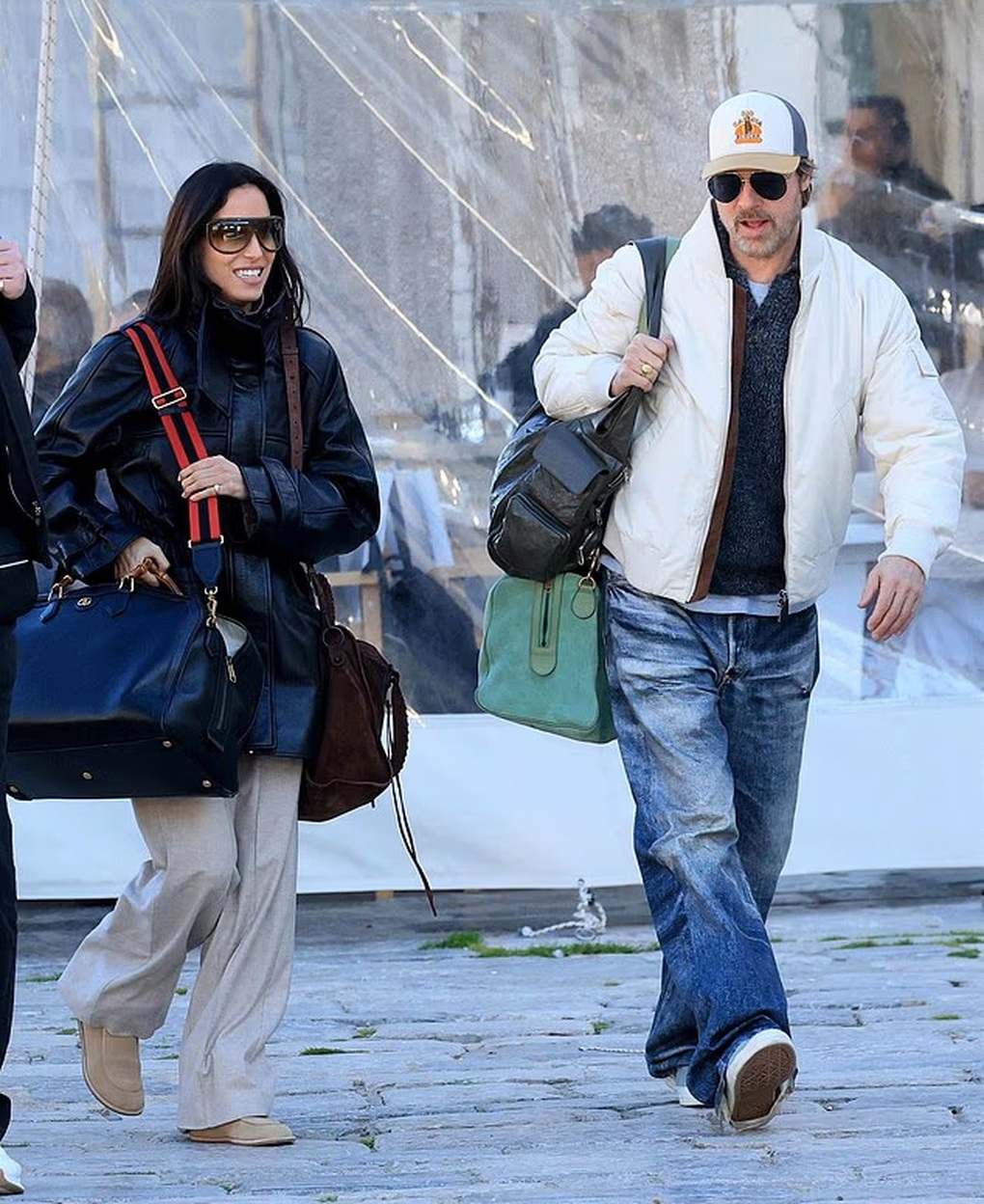 Brad Pitt phong độ và tìm lại hạnh phúc nhờ bạn gái kém 29 tuổi - 2