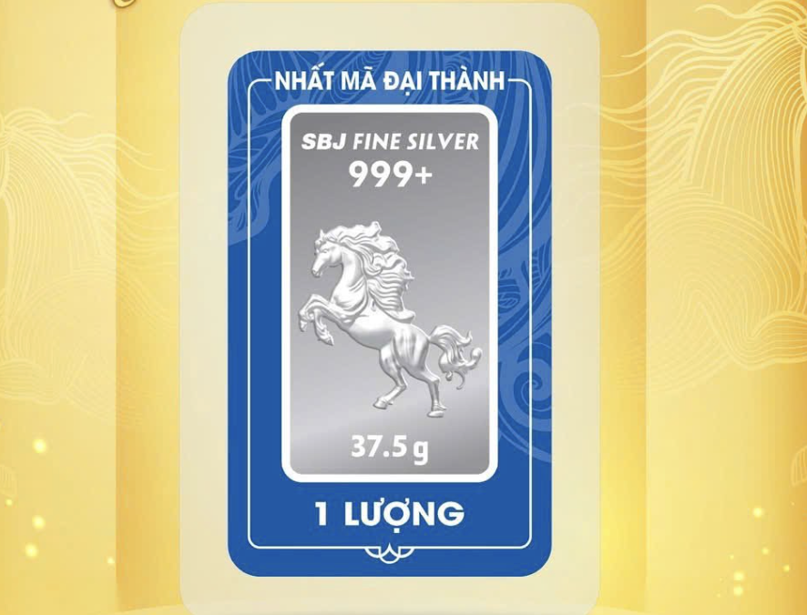 Giá bạc tăng nóng trước ngày Thần Tài, một tập đoàn vàng bất ngờ lấn sân bán bạc- Ảnh 1.
