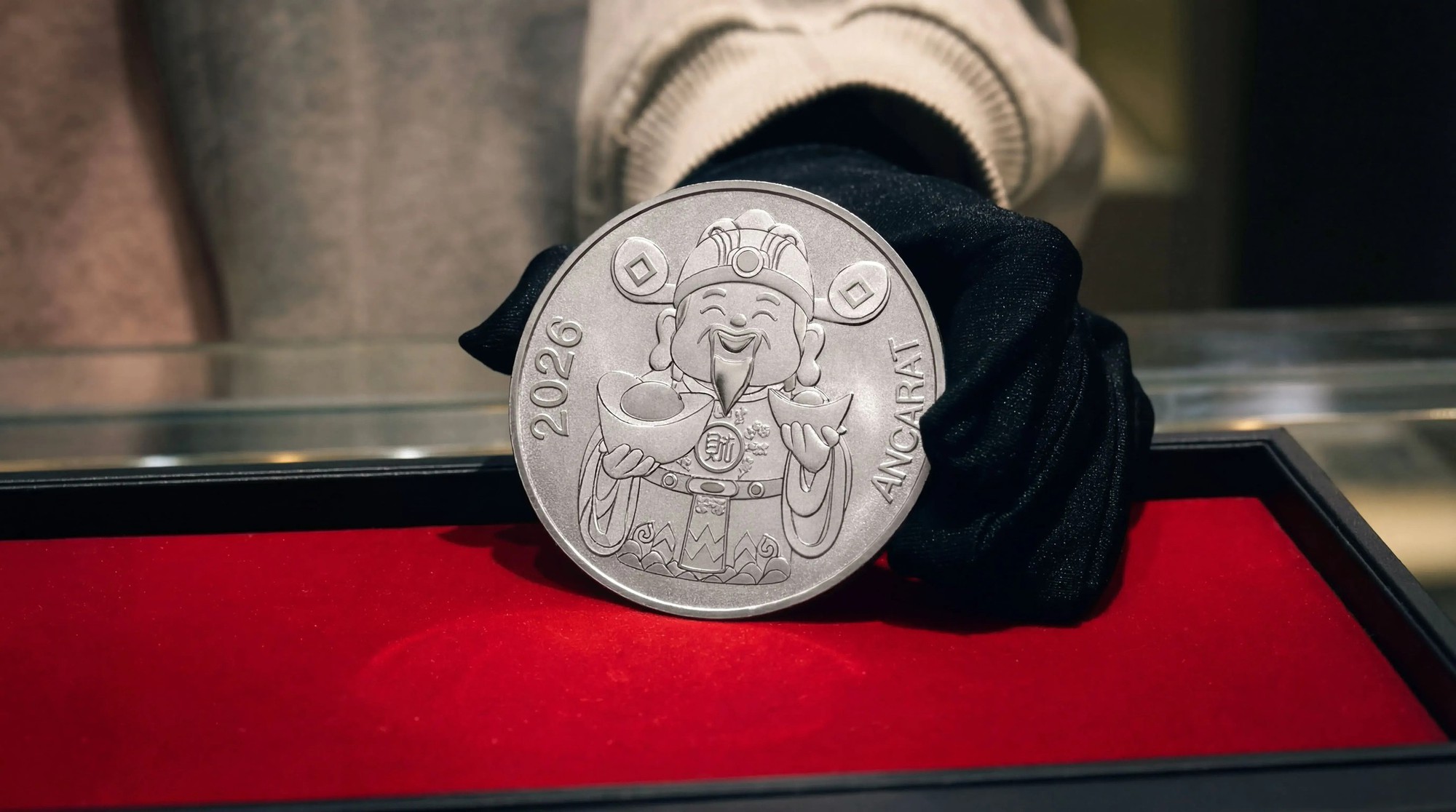 Giá bạc tăng nóng trước ngày Thần Tài, một tập đoàn vàng bất ngờ lấn sân bán bạc- Ảnh 3.