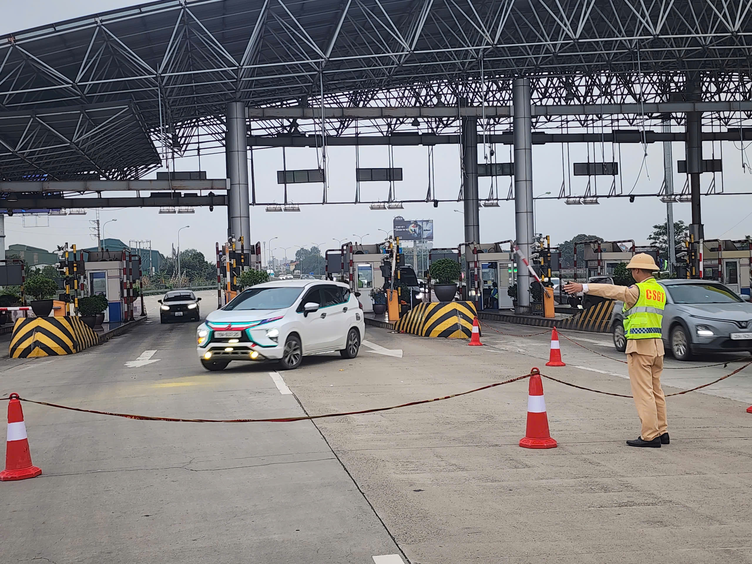 cao tốc - Ảnh 9.