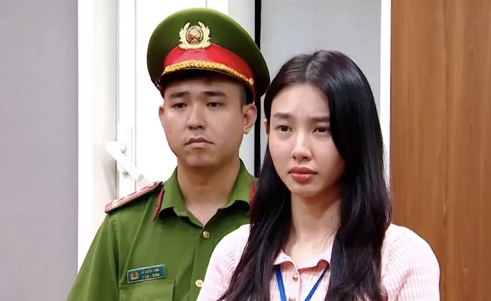 Từ người truyền cảm hứng đến hàng giả: Vụ án chấn động Năm 2025 - Ảnh 2. Từ người truyền cảm hứng đến hàng giả: Vụ án chấn động Năm 2025 - Ảnh 2.