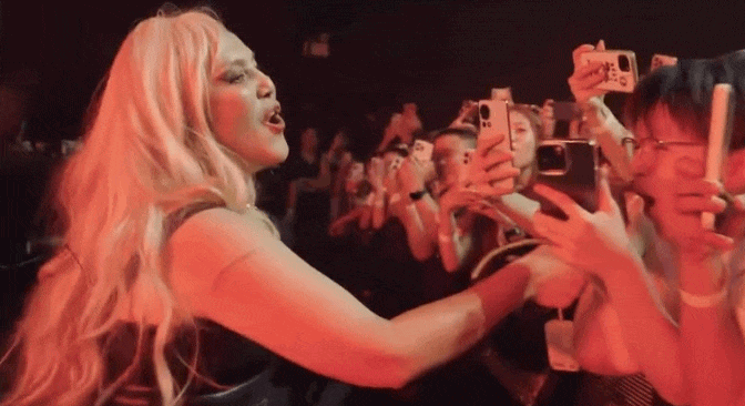 Ca sĩ bị cấm sóng vẫn tổ chức concert trái phép, Sở Văn hoá thu hồi giấy phép biểu diễn toàn quốc- Ảnh 6.