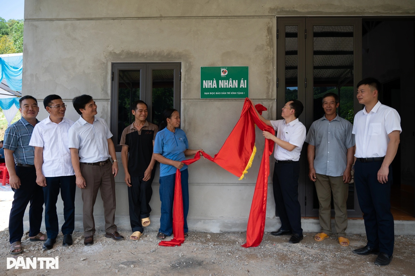 Những dấu chân thầm lặng trên hành trình xây nhà Nhân ái - 6