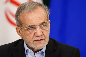 Tổng thống Iran tuyên bố không khuất phục trước áp lực từ Mỹ