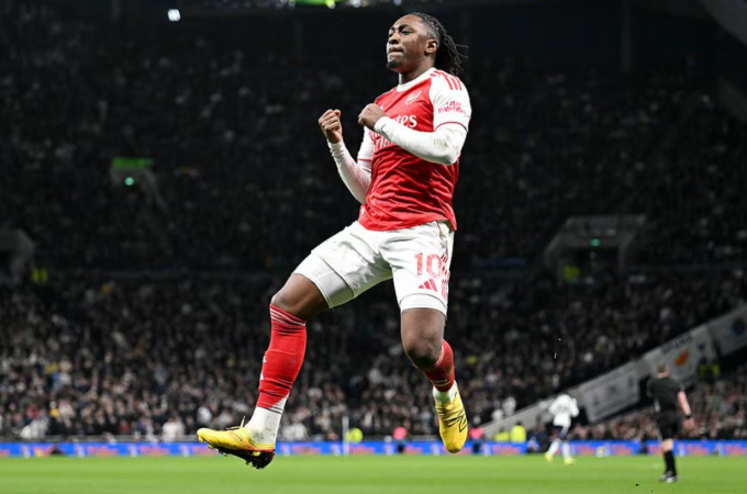 Eberechi Eze mừng bàn nâng tỷ số lên 3-1. Ảnh: Arsenal FC