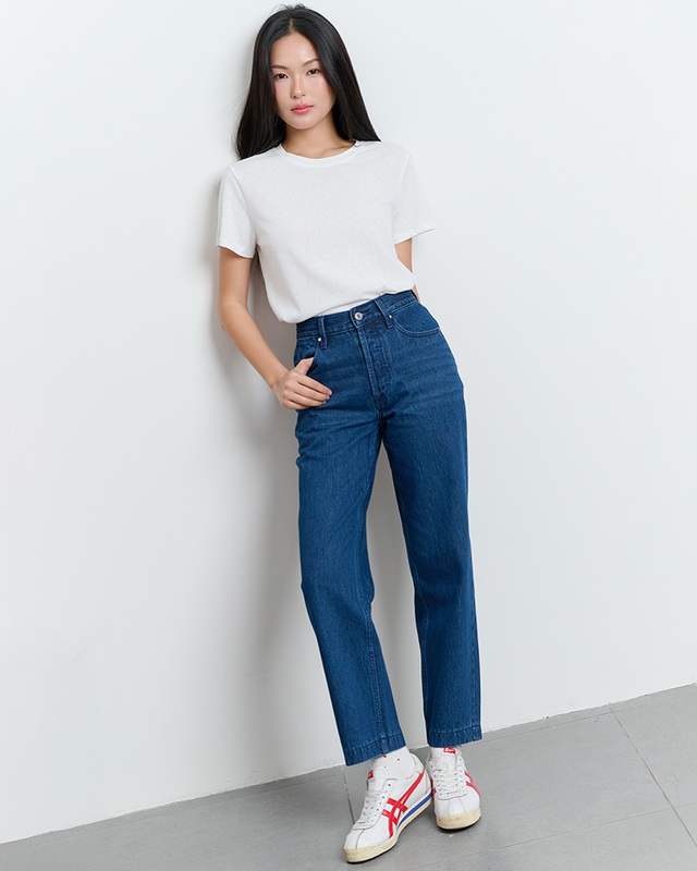 Những đôi giày tối giản phối được với mọi kiểu trang phục- Ảnh 5. Những đôi giày tối giản phối được với mọi kiểu trang phục- Ảnh 5.