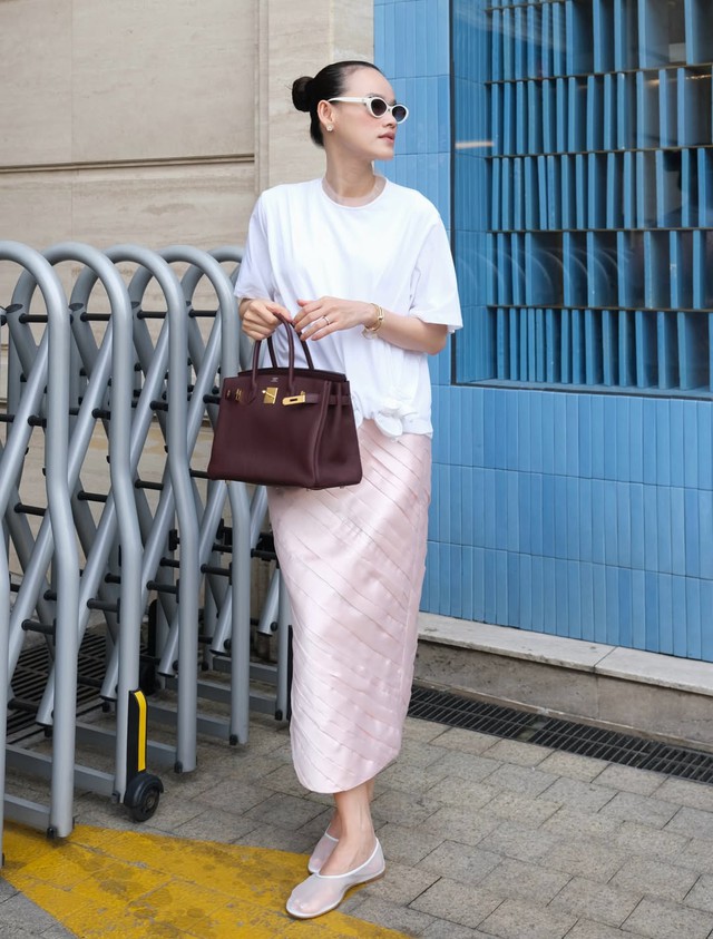 Những đôi giày tối giản phối được với mọi kiểu trang phục- Ảnh 10. Những đôi giày tối giản phối được với mọi kiểu trang phục- Ảnh 10.