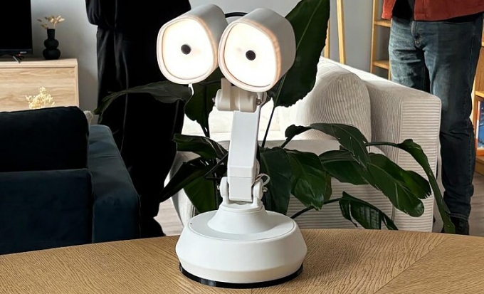 Robot đèn bàn Ongo. Ảnh: Interaction Labs