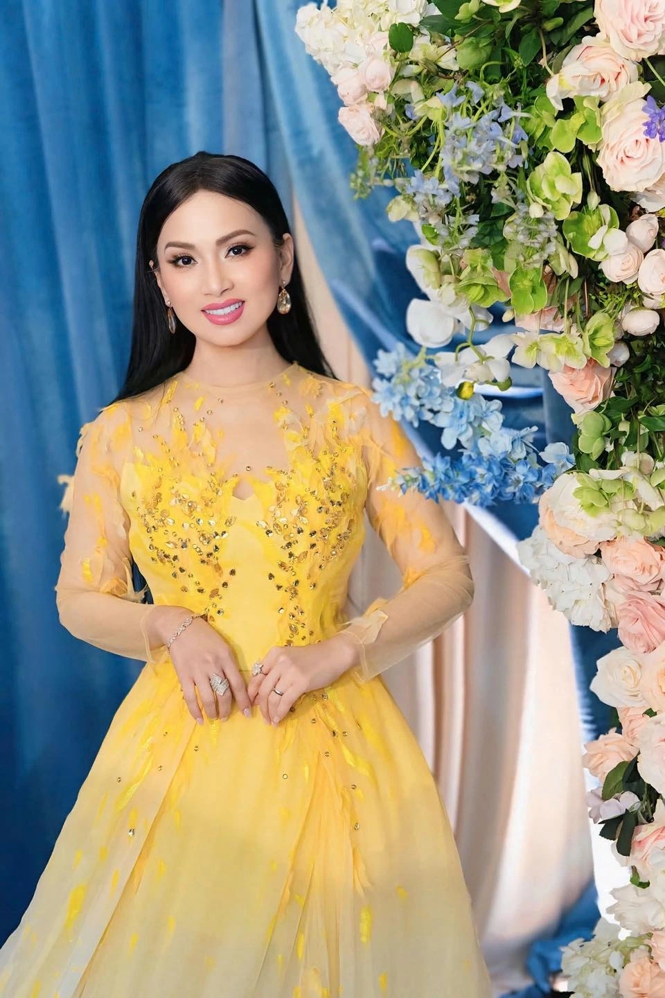 Nữ ca sĩ giàu nhất Việt Nam: Cả nhà nổi tiếng, tài năng nhan sắc không thiếu thứ gì- Ảnh 5.