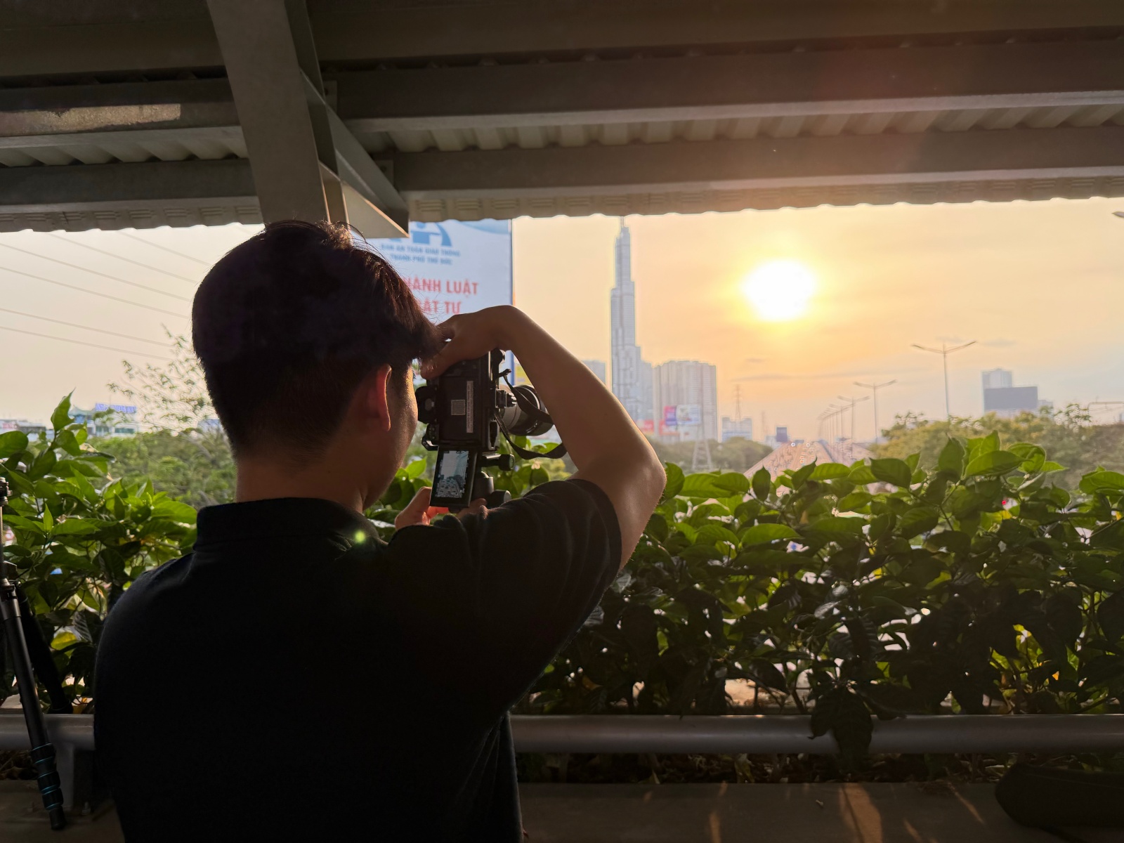 Cảnh tượng đẹp choáng ngợp chiều mùng 7 ở TP.HCM- Ảnh 11.