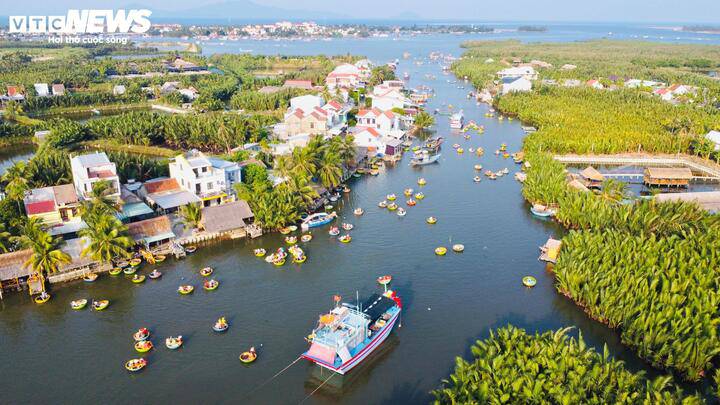 Khám phá ngôi làng Việt lọt top đẹp nhất thế giới 3 Toàn cảnh vùng sông nước Cẩm Thanh nhìn từ trên cao.