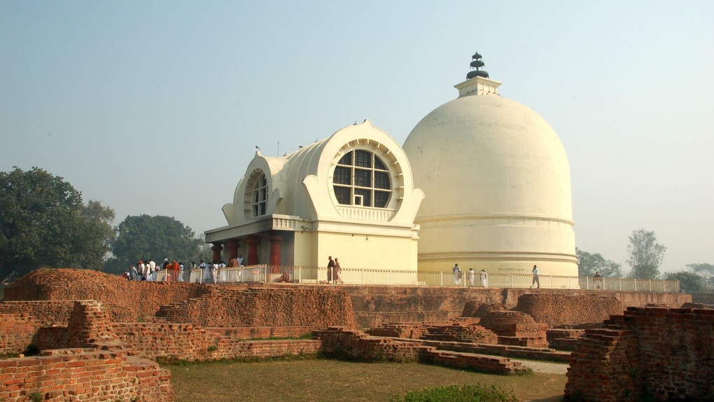 Khách Việt chi hơn 100 triệu đồng cho tour tâm linh độc lạ” sau Tết - 3