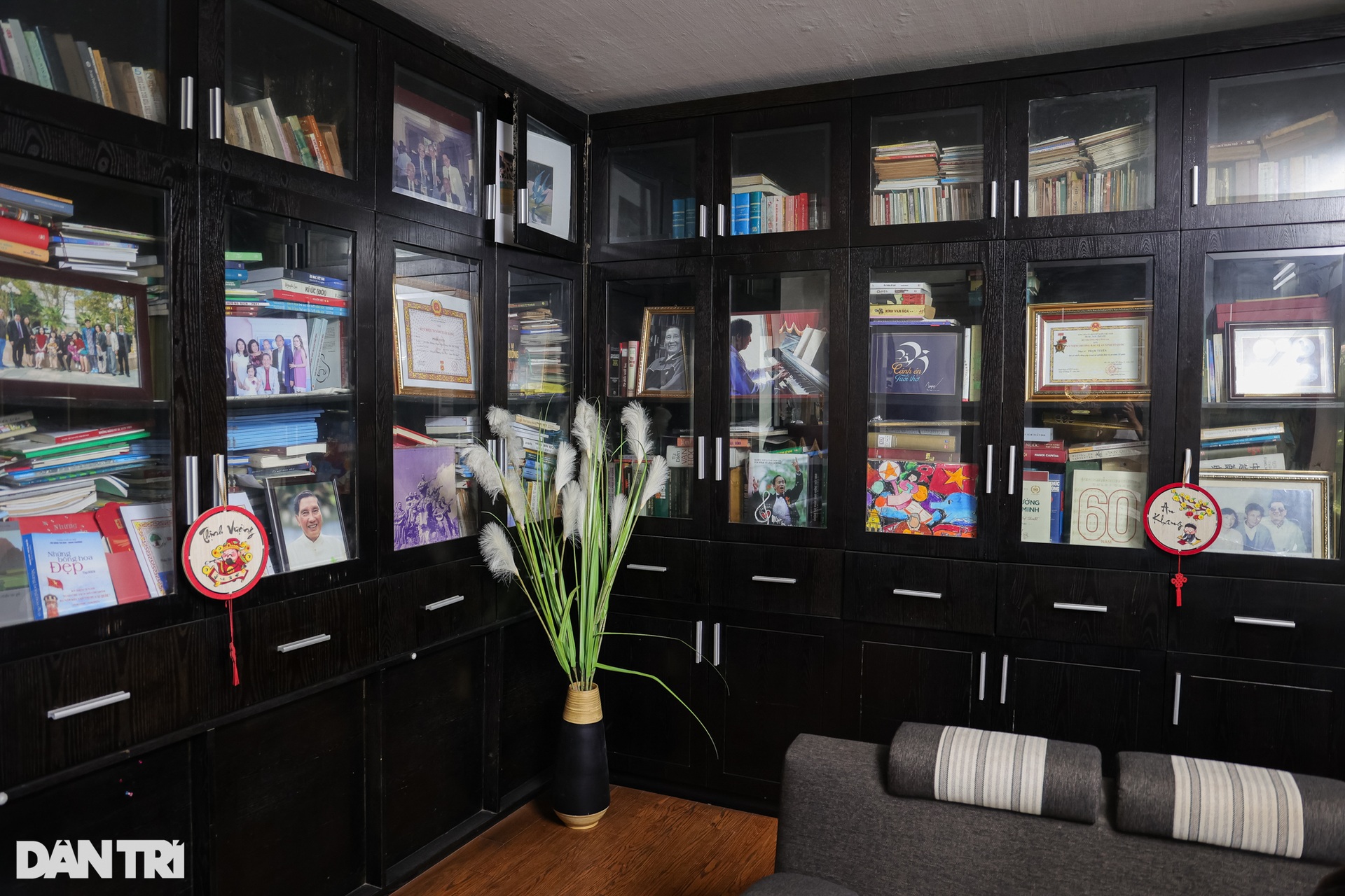 Bên trong căn nhà tập thể đơn sơ, chưa đầy 70m2 của nhạc sĩ Phạm Tuyên - 6