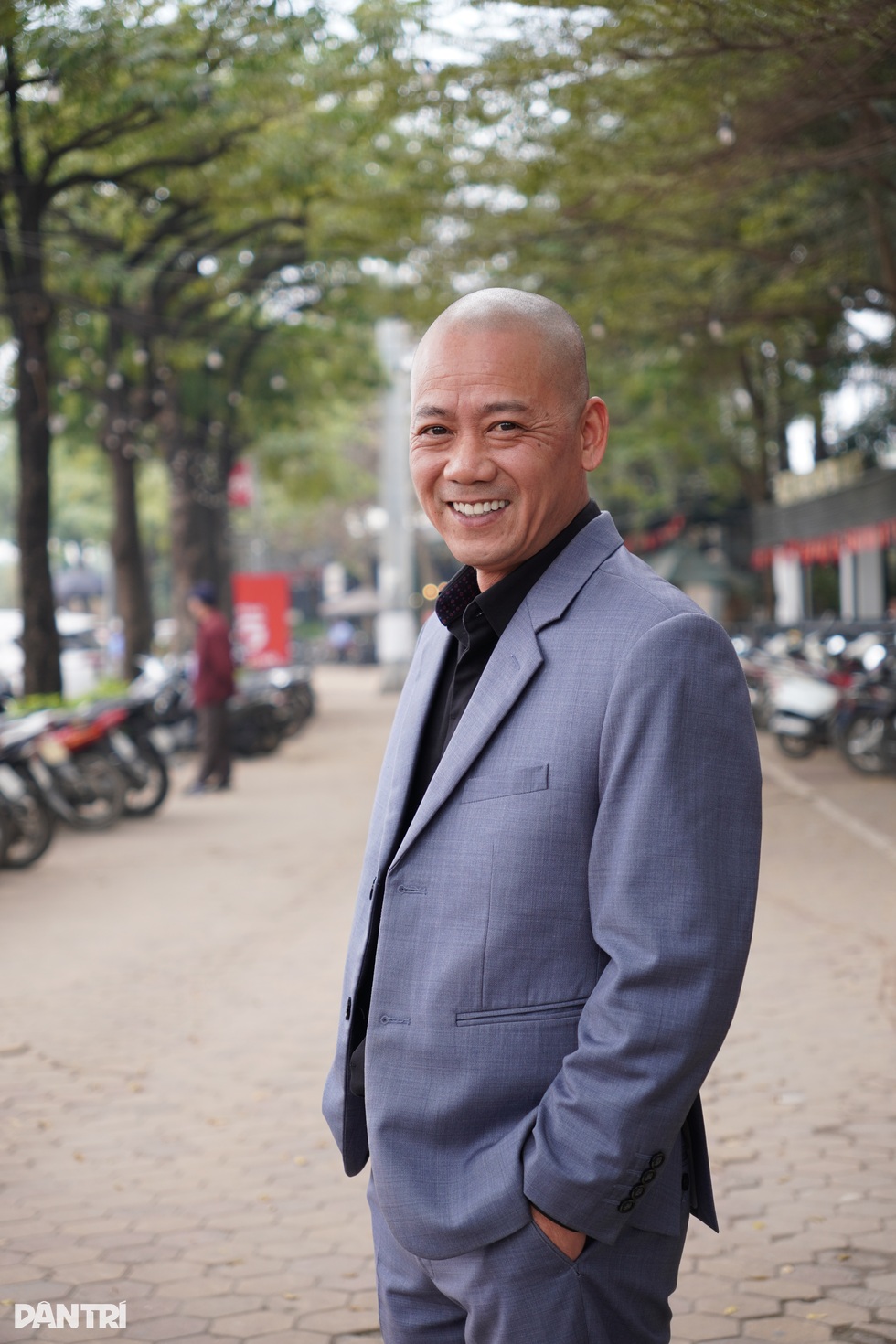 Ông trùm hài Tết Bình Trọng: Tôi nghèo, vẫn đang nợ 1 tỷ đồng vay xây nhà - 5