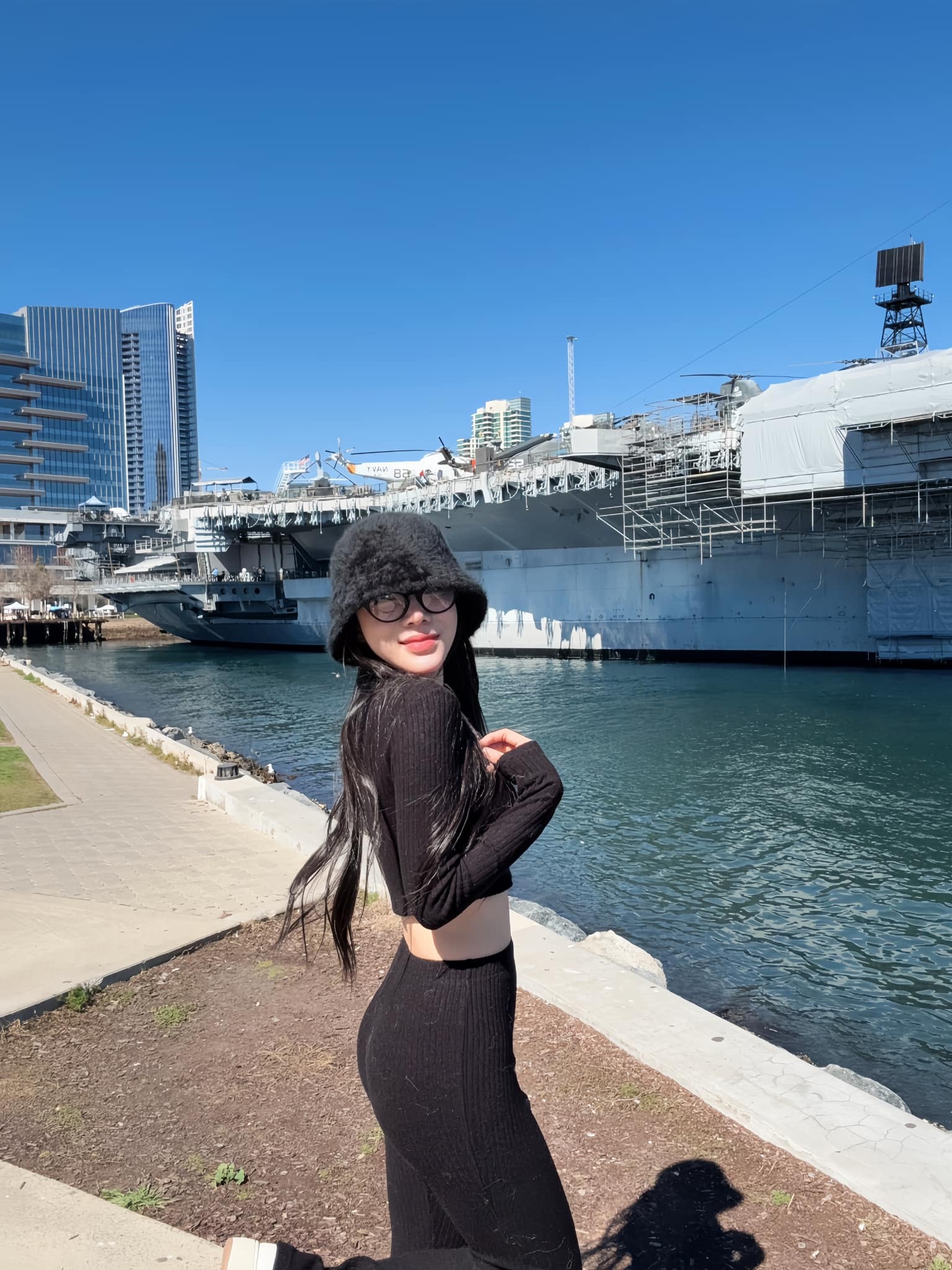 Nữ chính phim Thỏ Ơi!!: Mặc đẹp không trượt phát nào, xuất hiện ở đâu thì nơi đó chính là Milano- Ảnh 16.