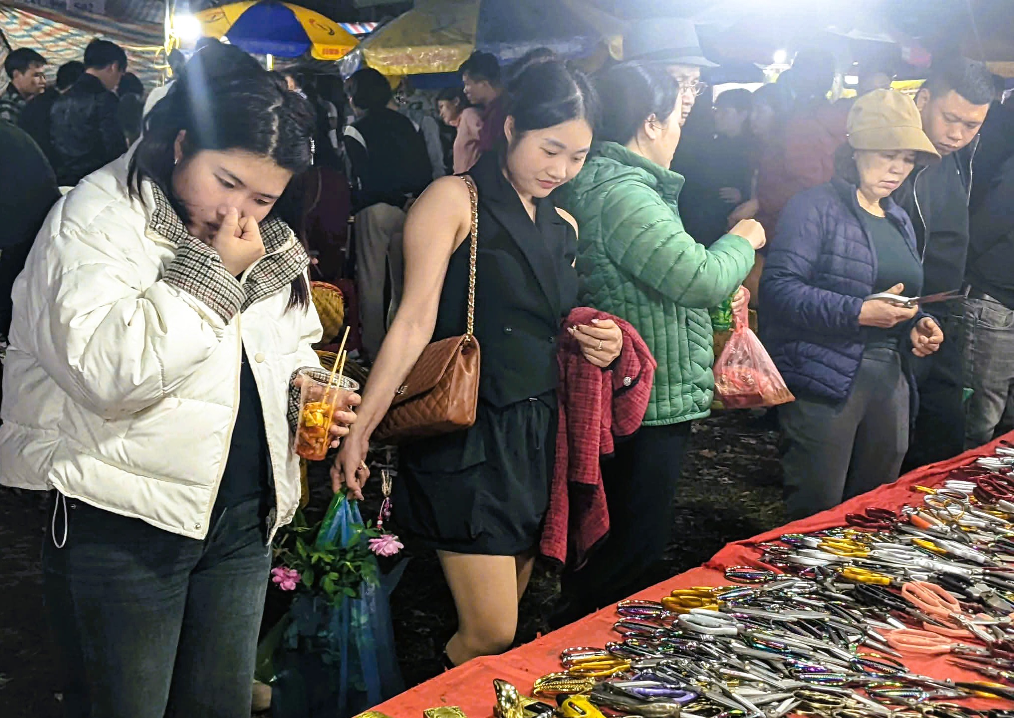 - Ảnh 5. - Ảnh 5.