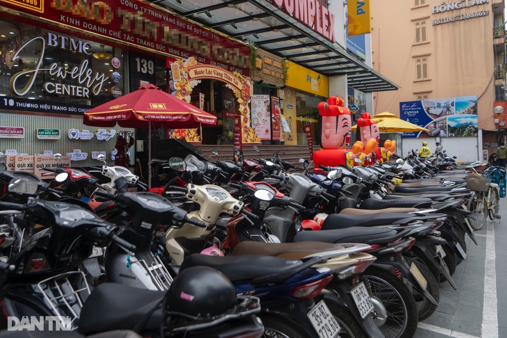 Vàng ngày vía Thần Tài: Chuyên gia khuyên chốt lời, tránh mua đuổi - 2