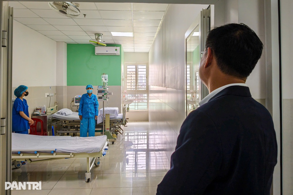 Bí thư Đà Nẵng xúc động về câu chuyện nữ sinh hiến gan cứu anh trai - 2