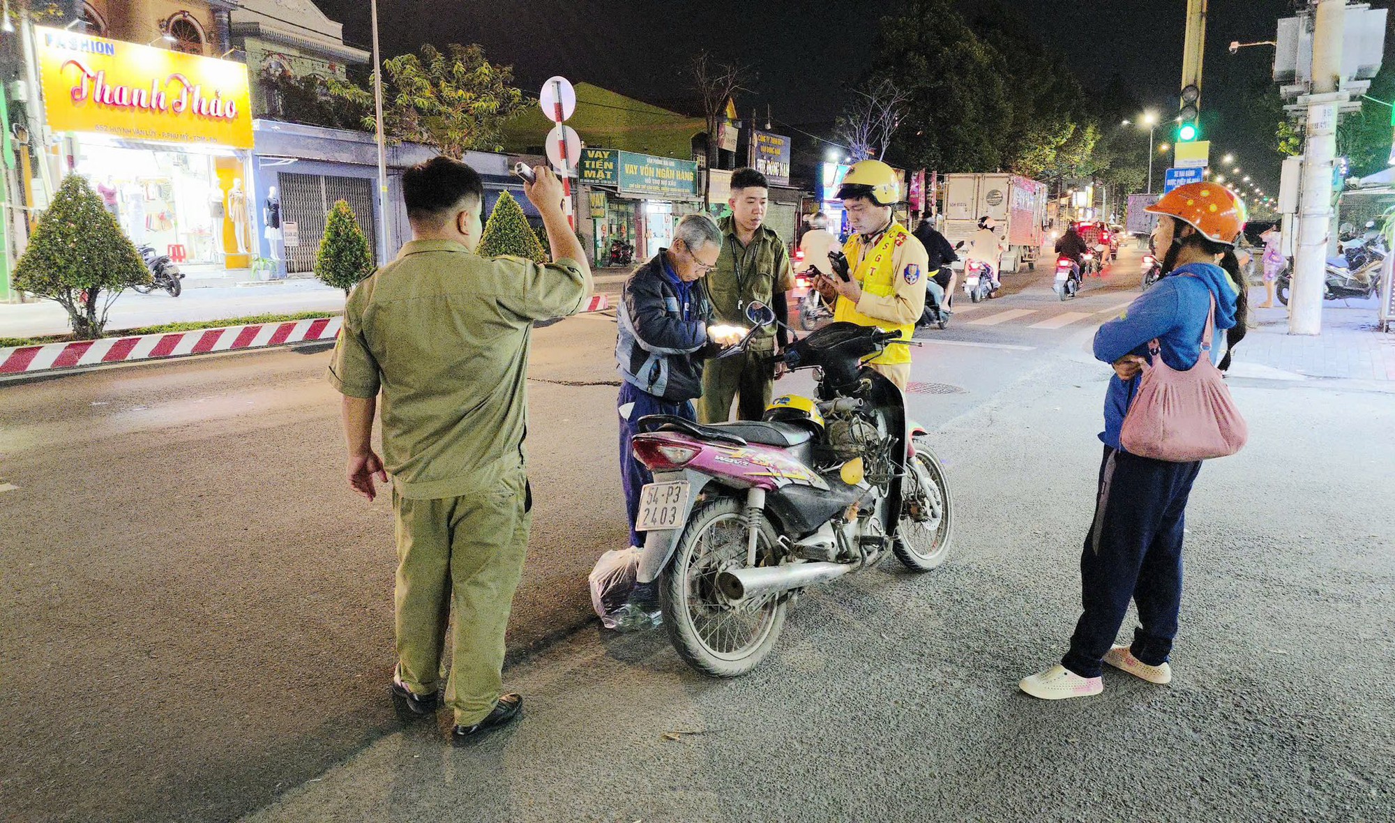 Hơn 4.800 người vi phạm nồng độ cồn ở TP.HCM trong dịp Tết Nguyên đán Bính Ngọ 2026- Ảnh 3.