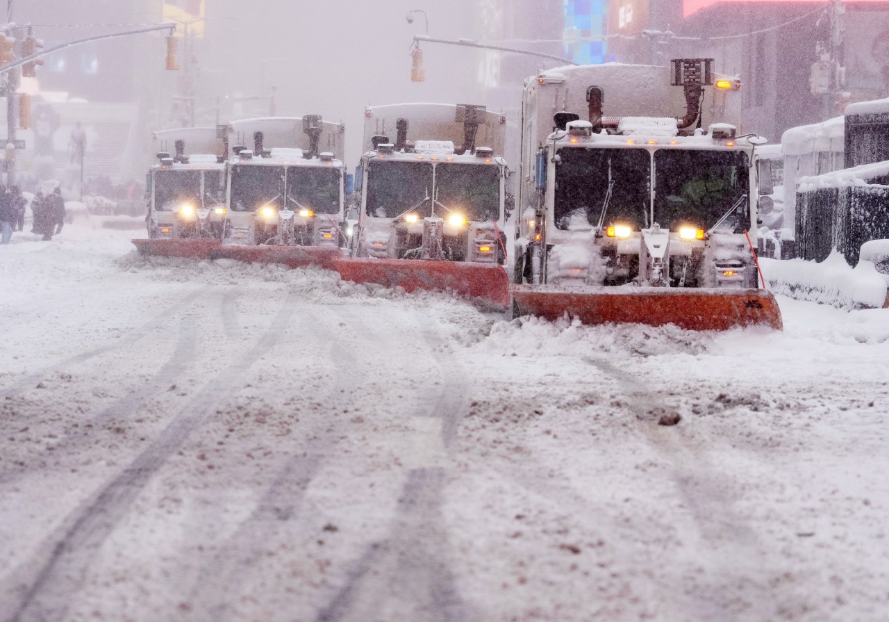 Vừa tỉnh dậy, New York đã hóa xứ tuyết, nhưng phía sau khung cảnh cổ tích này là gì?- Ảnh 14.