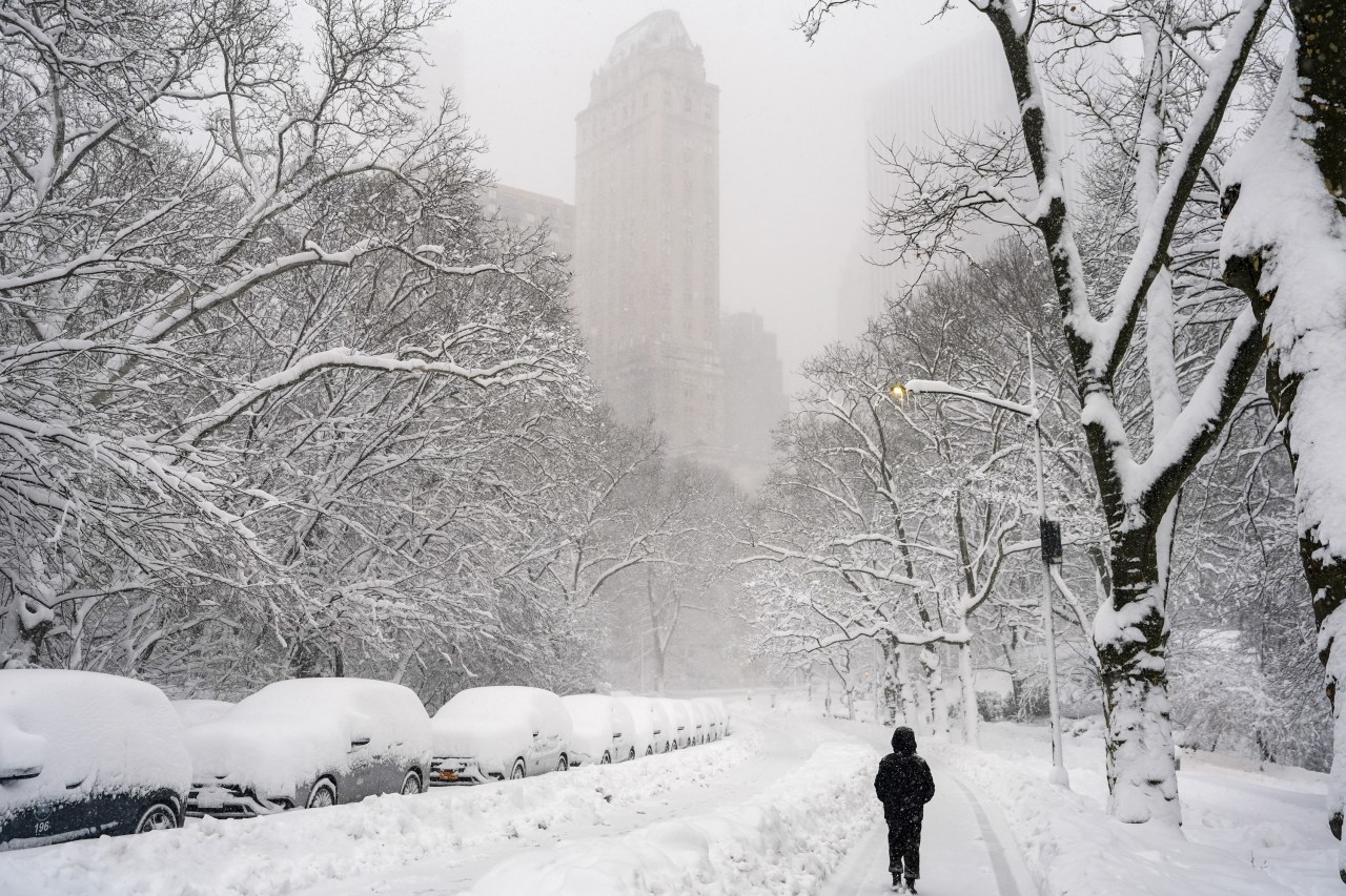 Vừa tỉnh dậy, New York đã hóa xứ tuyết, nhưng phía sau khung cảnh cổ tích này là gì?- Ảnh 23.