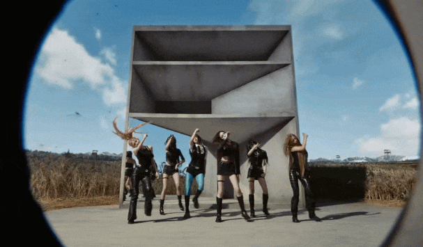 Câu trả lời cho sự hết thời của nhóm nữ 