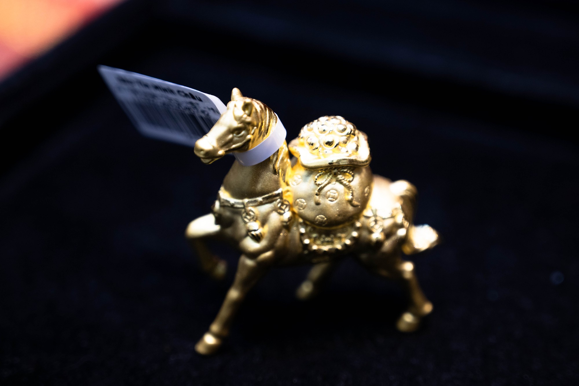 Con phố Hà Nội đông nghẹt chưa từng thấy ngày mùng 8 Tết: Chuyện gì đang xảy ra?- Ảnh 11.