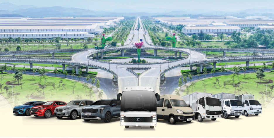 Tỉ phú Trần Bá Dương:  Minibus và xe du lịch mang thương hiệu THACO sẽ ra mắt 2026 và 2027. - Ảnh 2.