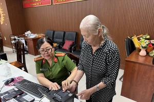 Năm 2026, những ai được dùng thẻ căn cước đến hết đời mà không phải đổi lại?