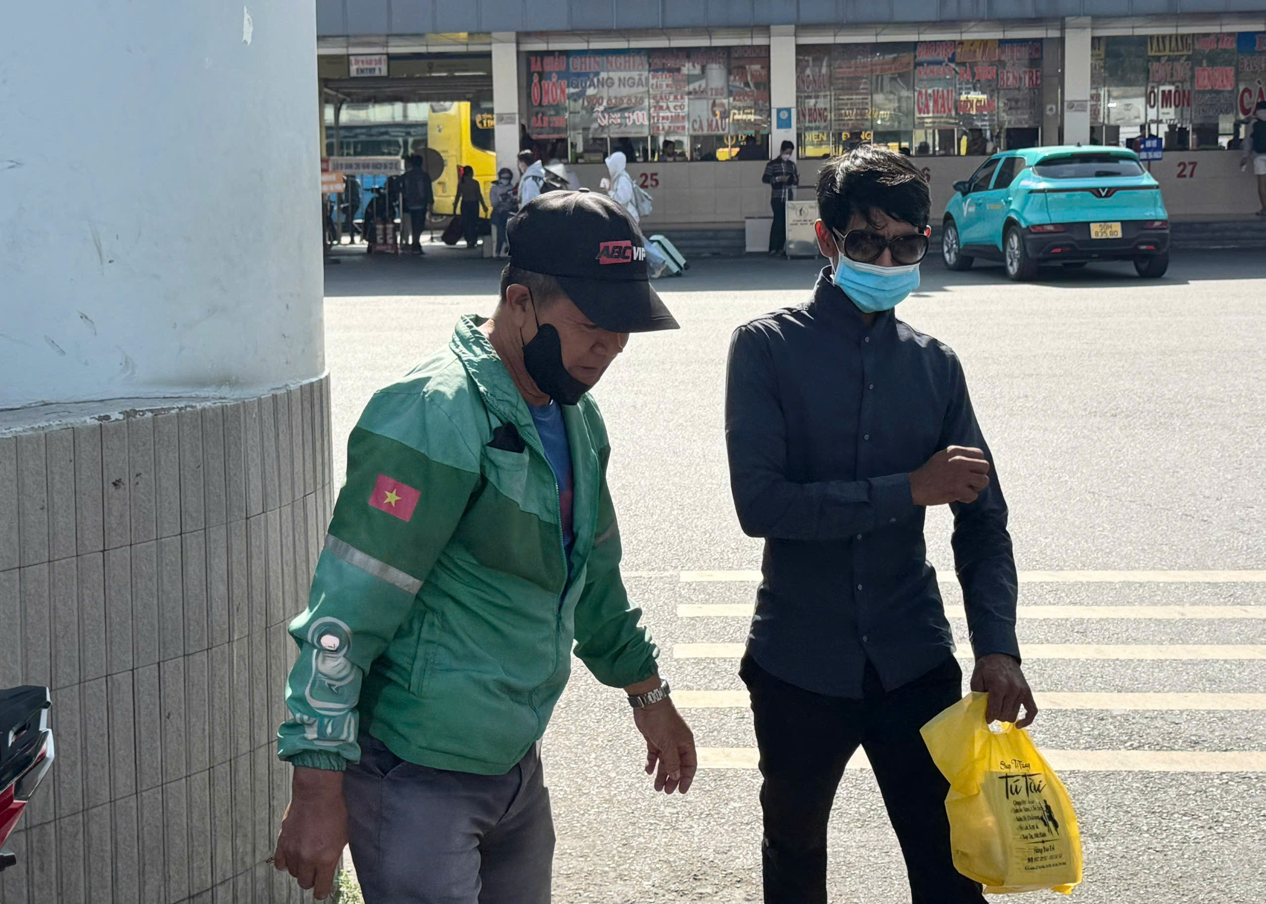 Xe ôm và 'bão' xe công nghệ ở TP.HCM: 'Nghề này, đời mình chịu là đủ rồi'- Ảnh 3. Xe ôm và 'bão' xe công nghệ ở TP.HCM: 'Nghề này, đời mình chịu là đủ rồi'- Ảnh 3.