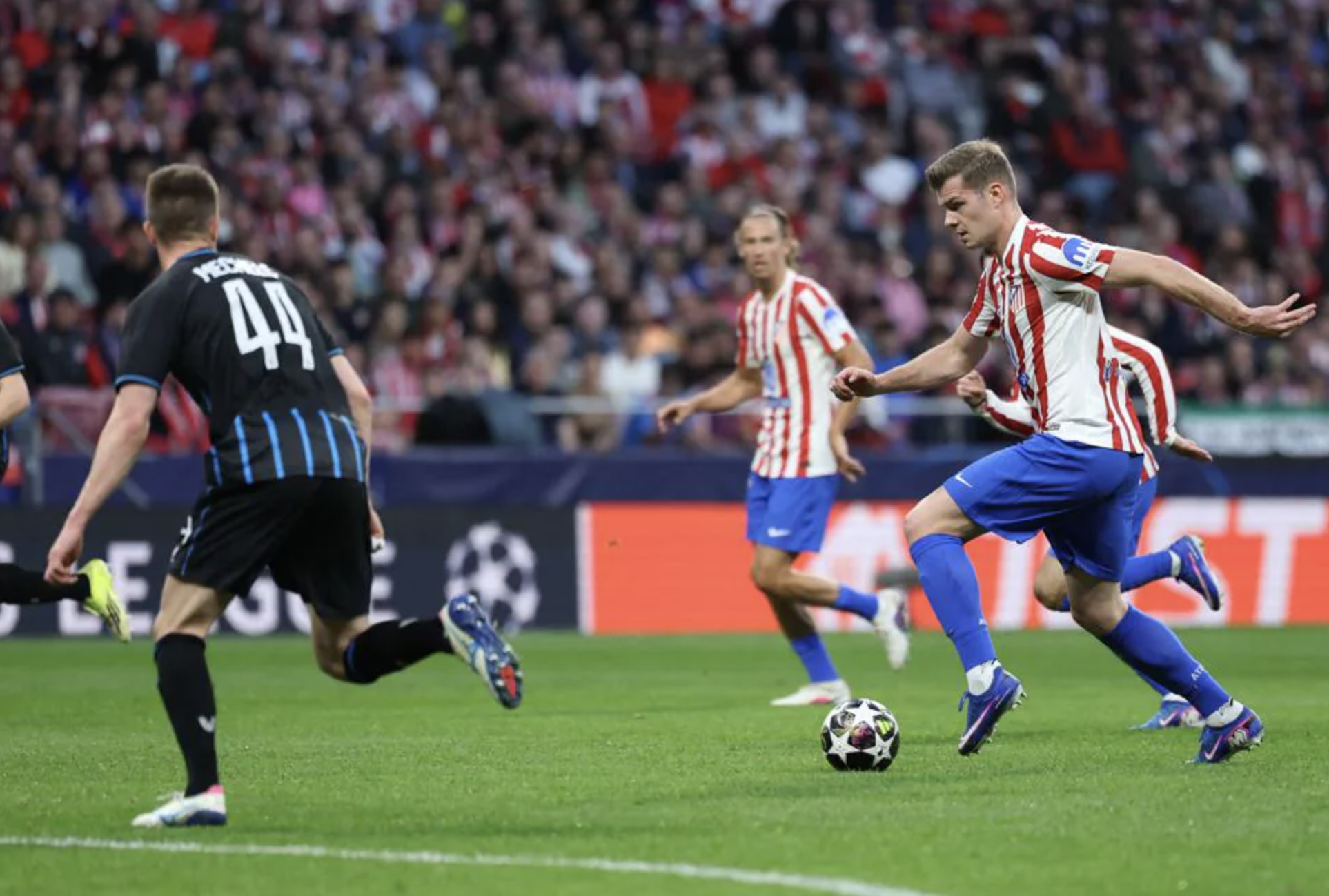 Sørloth thành người hùng, Atletico Madrid nhấn chìm Club Brugge vòng play-off Champions League - Ảnh 2.