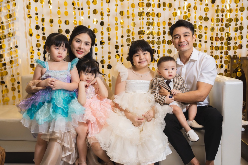 Mẹ 4 con Vân Trang: Tôi không phải đại gia, sinh nhiều con là lựa chọn! - 2