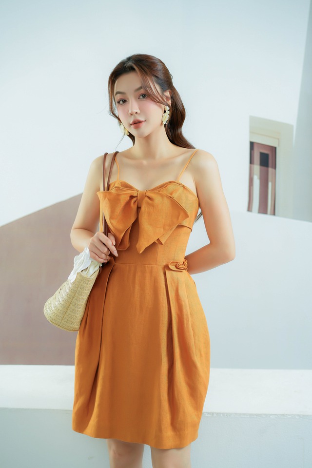 Trang phục vải đũi thoải mái trong phong cách thường ngày- Ảnh 6.