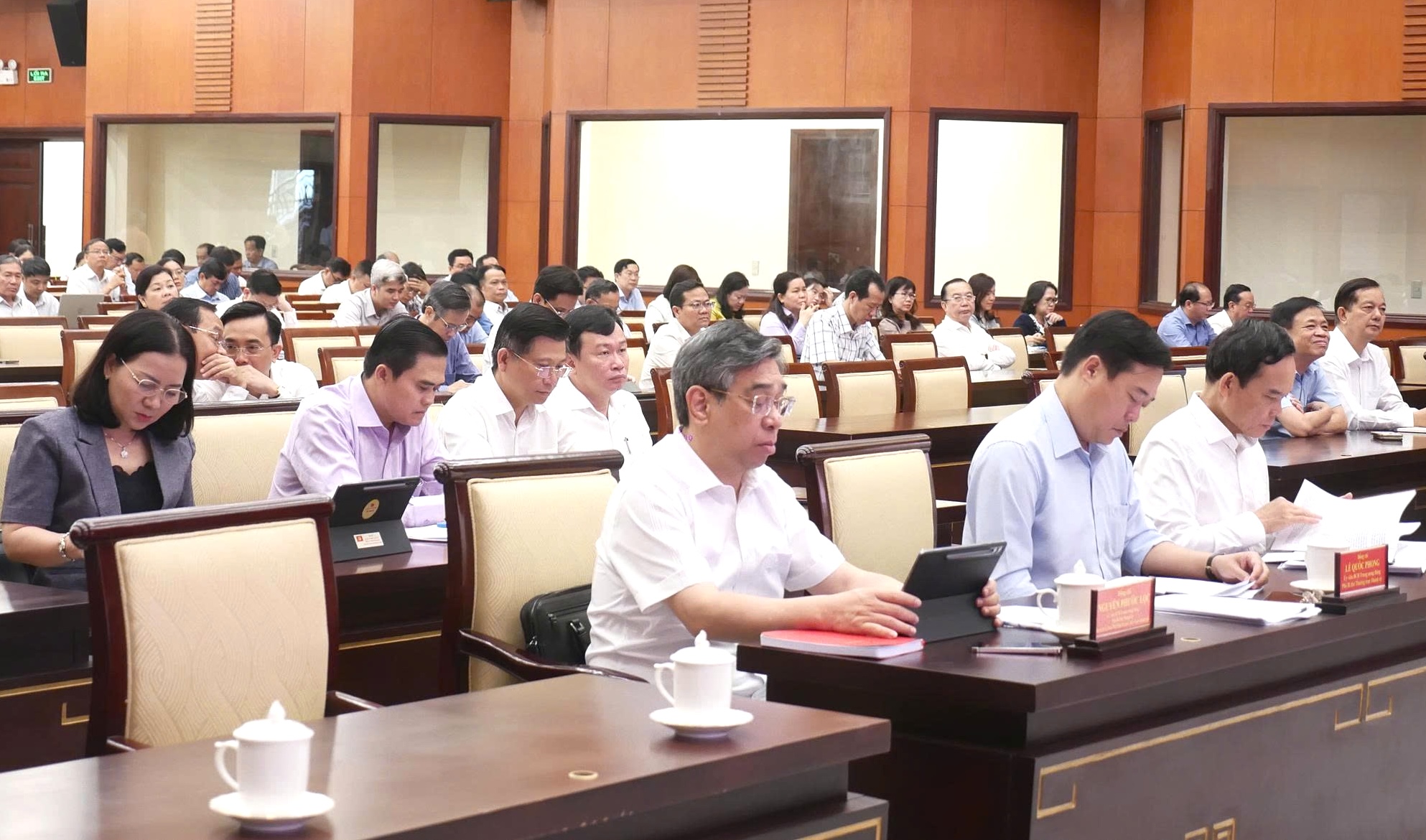 Gần 90.000 cán bộ, đảng viên dự hội nghị toàn quốc quán triệt Nghị quyết 79, Nghị quyết 80 2 TPHCM: Gần 90.000 cán bộ, đảng viên dự hội nghị toàn quốc quán triệt Nghị quyết 79 và Nghị quyết 80 - Ảnh 2.