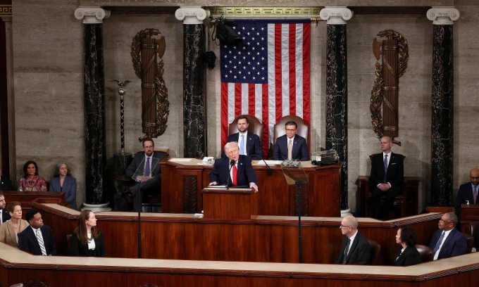 Ông Trump phát biểu Thông điệp Liên bang tối 24/2. Ảnh: Reuters