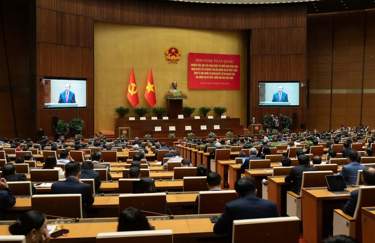 Tổng Bí thư Tô Lâm: Cùng xây khách sạn, tư nhân làm 1 năm, trong khi nhà nước làm 5 năm chưa xong 2 Tổng Bí thư - Ảnh 2.