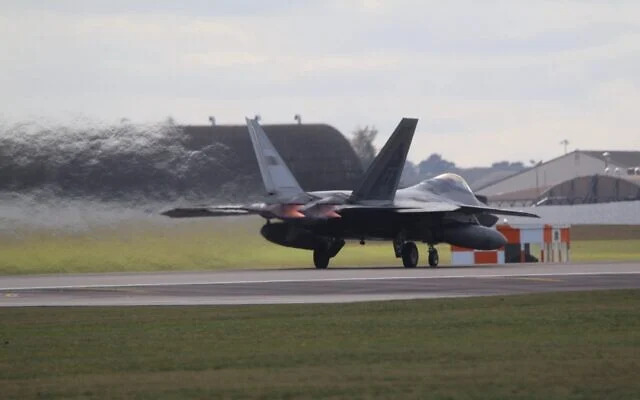 Mỹ triển khai phi đội 