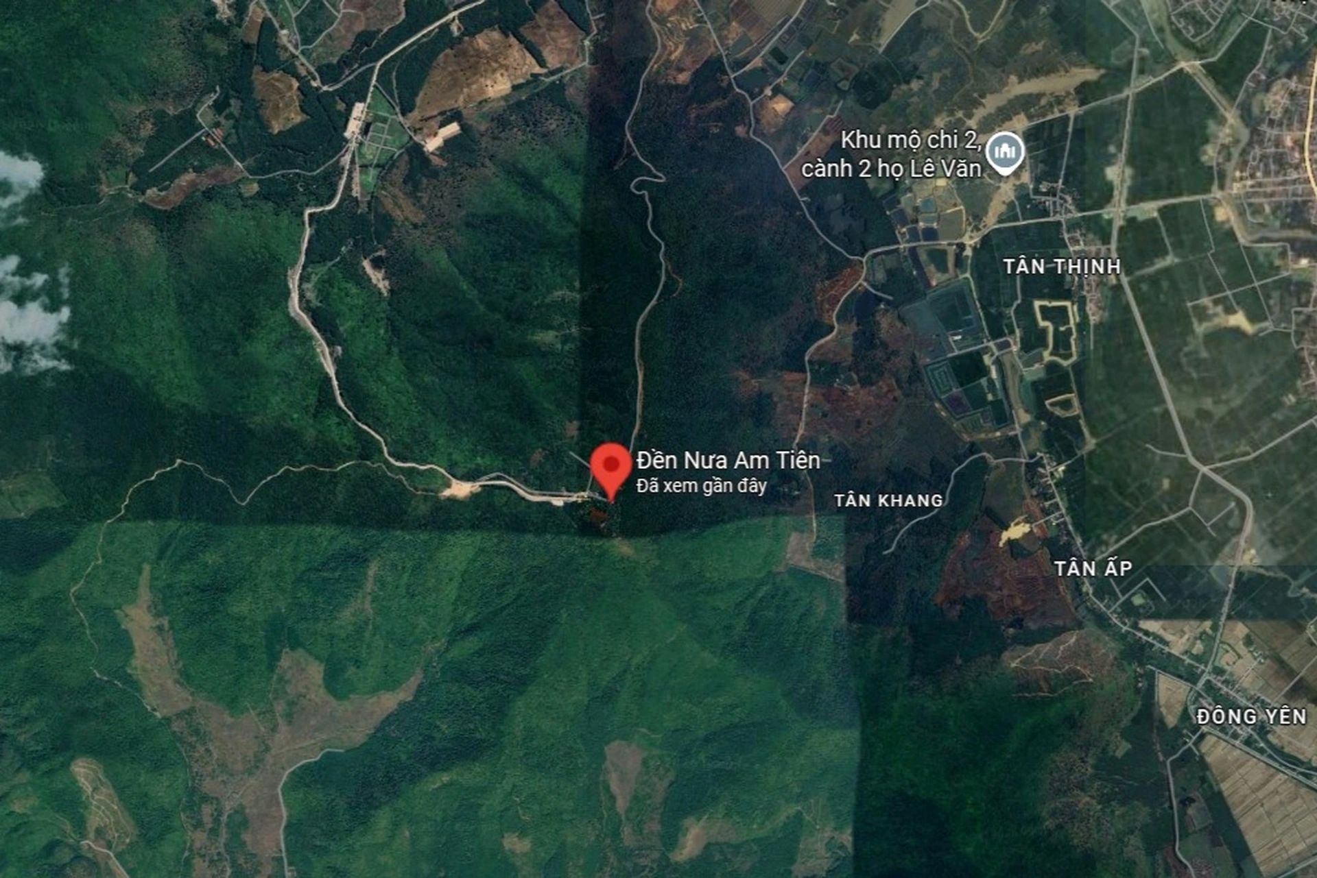 Khung cảnh khác thường ở huyệt đạo thiêng ngày mở cổng trời - 13