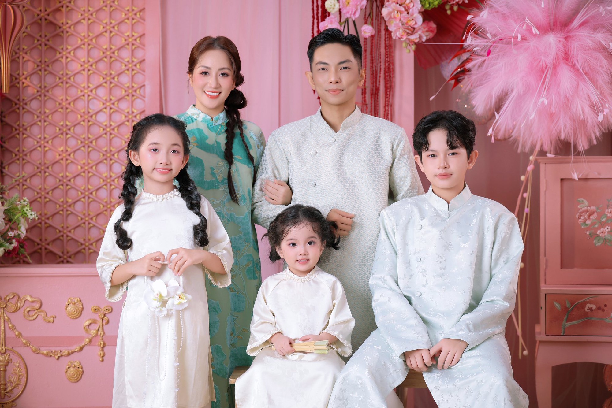 Kubi nói một câu, Khánh Thi bỗng thấy 